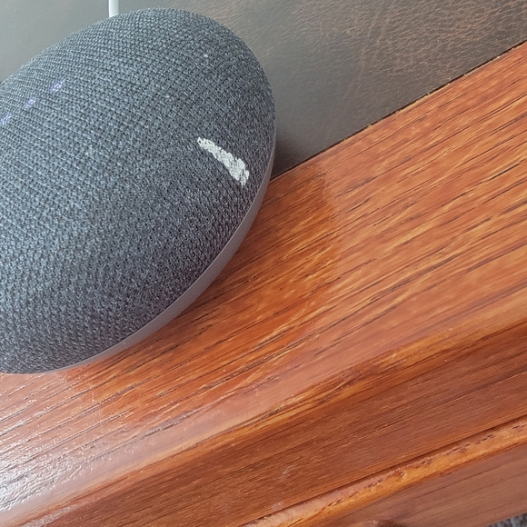 Google Home Mini - Picture 6 of 6